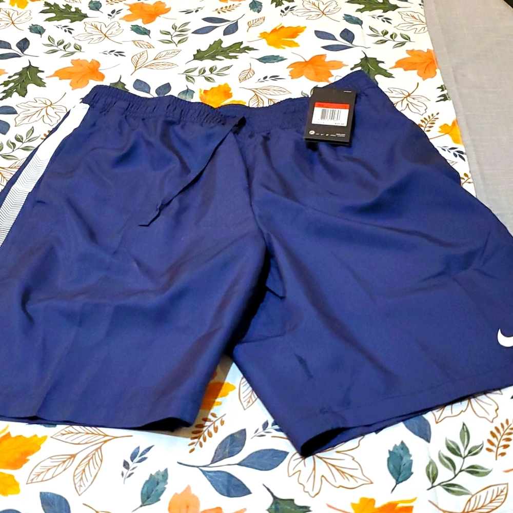Nike Dry Fit shorts 👕🩳🧢🧢